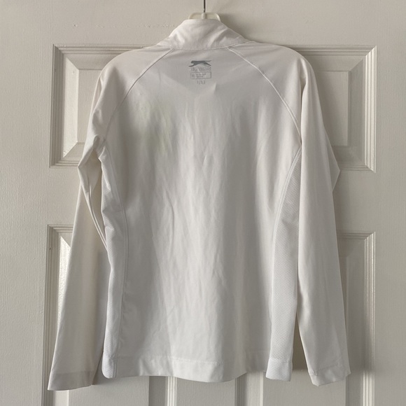 NWT Slazenger Girl’s Golf Quarter Zip-up, Size M - Picture 3 of 9